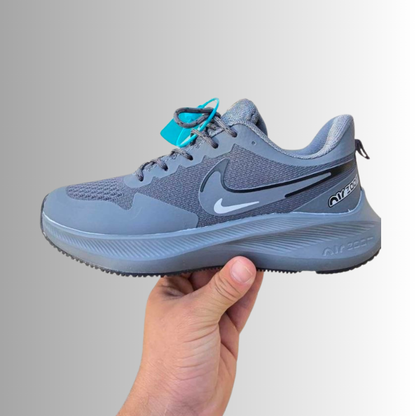 NIKE ZOOM حذاء عصري وأنيق